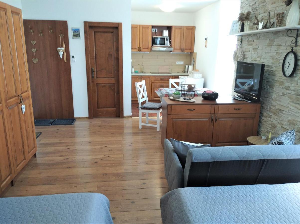 Apartman Jurko - Stara Morava タトランスカ・ ロムニツァ エクステリア 写真
